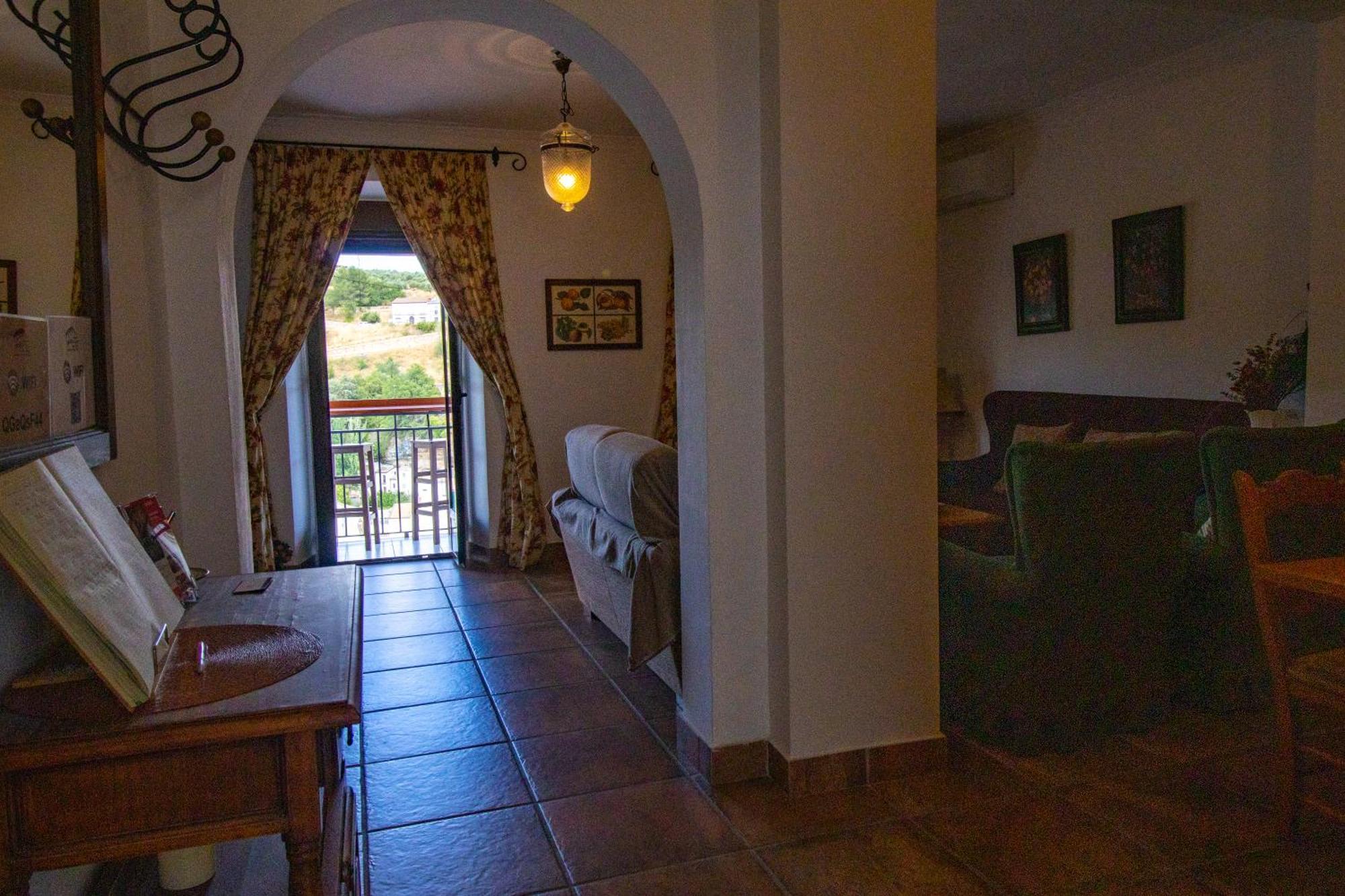 La Casa De La Lela Villa Setenil De Las Bodegas Phòng bức ảnh