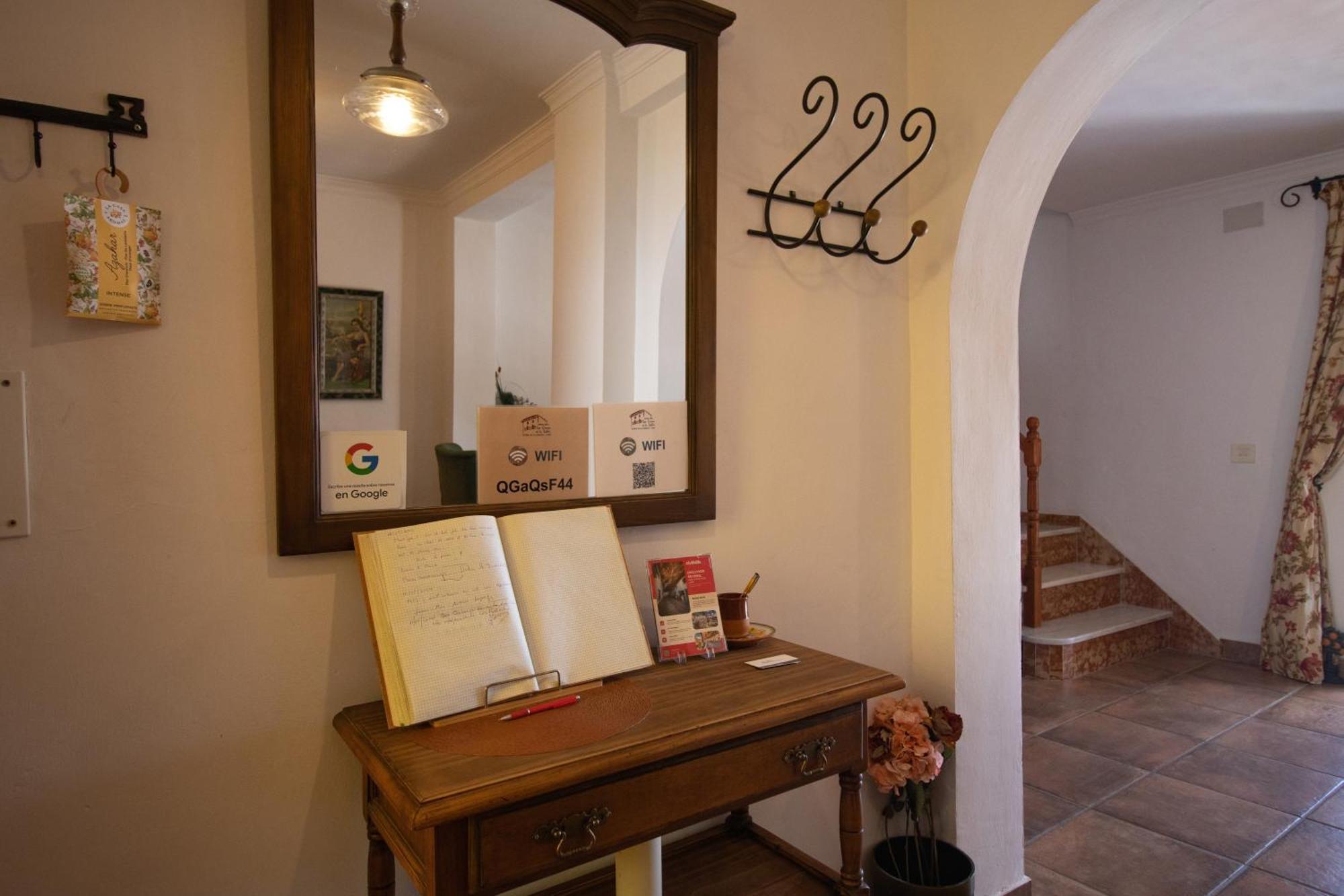 La Casa De La Lela Villa Setenil De Las Bodegas Phòng bức ảnh